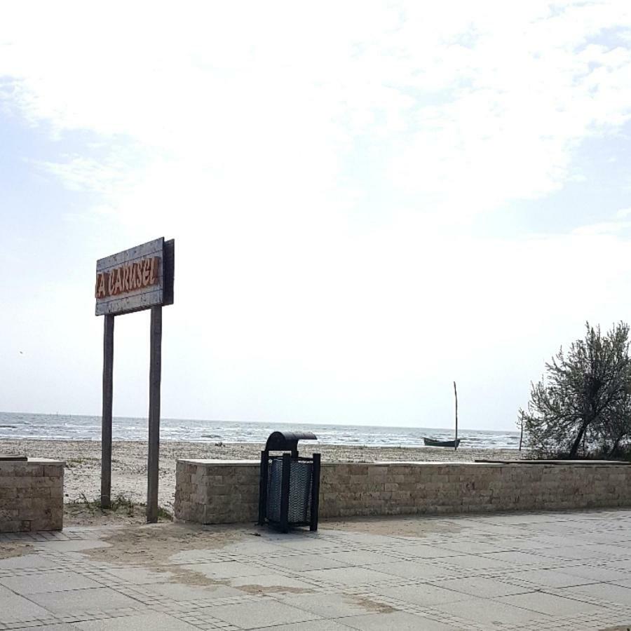 Estival Studio By Onix Blue Mamaia Nord Năvodari Kültér fotó